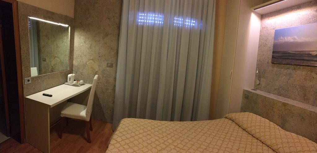 Hotel Da Filie' Querceta Eksteriør billede